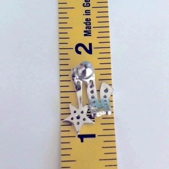 Pretty Crystal Star Stud Silver Earrings NWT - Picture 4 of 4